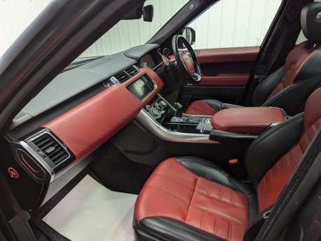 Land Rover Range Rover Sport 3.0 Range Rover Sport Autobiography Dynamic SDV6 Auto 4WD 5dr 54