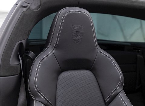 Porsche 911 Targa 4S (992) 14