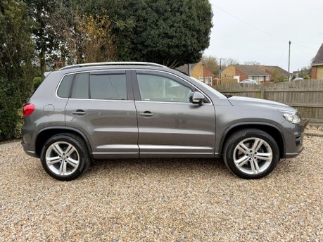 Volkswagen Tiguan 2.0 TDI BlueMotion Tech R-Line 4WD Euro 5 (s/s) 5dr 3