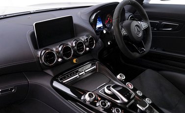 Mercedes-Benz AMG GT R GT R Premium 13