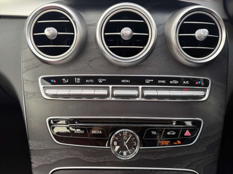 Mercedes-Benz C Class 2.1 C220 AMG Line Premium D 4Matic Auto 4WD 4dr 32
