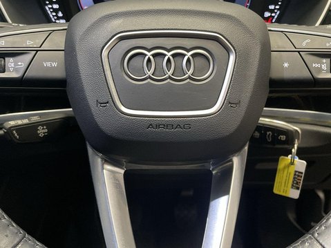 Audi Q3 1.5 TFSI CoD 35 Sport SUV 5dr Petrol Manual Euro 6 (s/s) (150 ps) 21