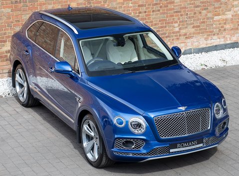 Bentley Bentayga V8 8