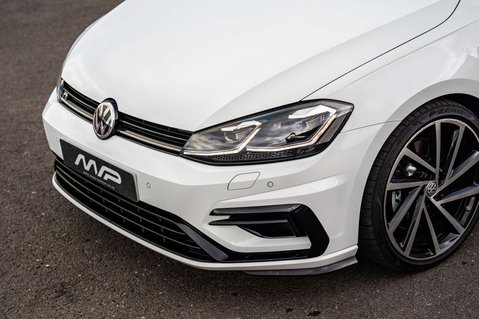 Volkswagen Golf 2.0 Golf R TSi Semi-Auto 4WD 5dr 19
