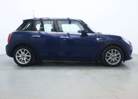 Mini Hatch 1.5 Cooper D Hatchback 5dr Diesel Auto Euro 6 (s/s) (116 ps) 13
