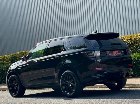 Land Rover Discovery Sport R-DYNAMIC HSE MHEV 8