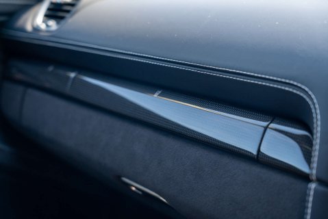 Porsche 718 Cayman GT4 PDK 16