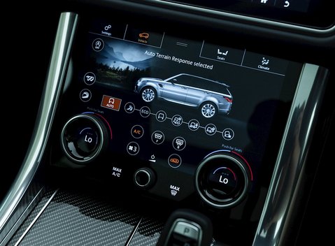 Land Rover Range Rover Sport 5.0 SVR Carbon Edition 19