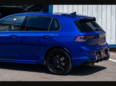 Volkswagen Golf 2.0 Golf R TSi 4Motion Semi-Auto 4WD 5dr 23