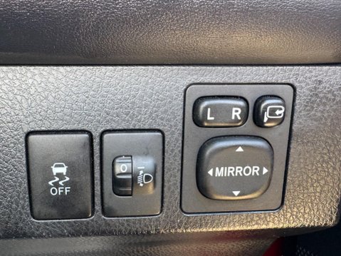Toyota Rav4 2.0 V-Matic Icon Multidrive S 4WD Euro 5 5dr 26