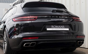 Porsche Panamera Turbo Sport Turismo 27