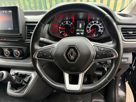 Renault Trafic LL30 SPORT DCI 21