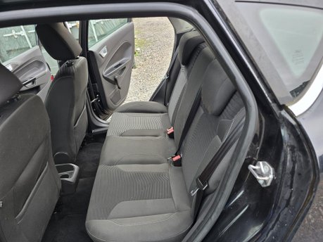 Ford Fiesta 1.6 Zetec Hatchback 5dr Petrol Powershift Euro 6 (105 ps) 22