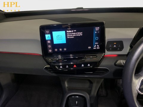 Volkswagen ID.3 Pro Performance 58kWh Style Hatchback 5dr Electric Auto (204 ps) Air Con - 17