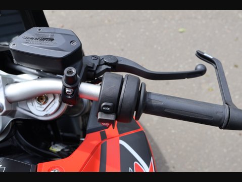 BMW F900 12