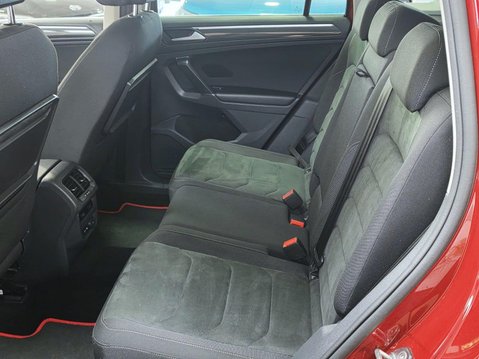 Volkswagen Tiguan 2.0 TDI SEL DSG 4Motion Euro 6 (s/s) 5dr 6
