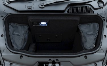 Lamborghini Huracan LP640-2 Tecnica 32