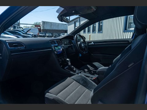 Volkswagen Golf 2.0 Golf R TSi 4Motion Semi-Auto 4WD 3dr 9