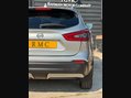 Nissan Qashqai 1.3 DIG-T N-Connecta SUV 5dr Petrol Manual Euro 6 (s/s) (140 ps) 16