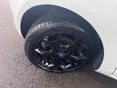 Ford Ka 1.2 Zetec White Edition Euro 6 (s/s) 3dr 17