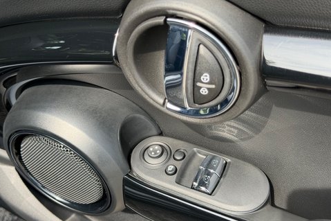 Mini Hatch COOPER S LEVEL 2 - REVERSE CAMERA - APPLE CARPLAY 28