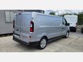 Renault Trafic SPORT LL30 L2 H1 LWB 2.0 DCI 130ps EU6 2