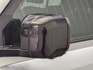 Land Rover Defender 3.0 Defender SE D MHEV Auto 4WD 5dr 30