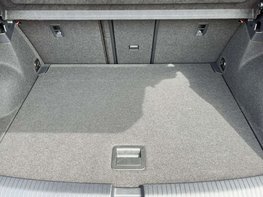 Volkswagen T-Roc 1.5 T-Roc R-Line TSI Semi-Auto 5dr 68