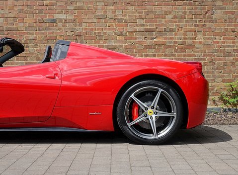 Ferrari 458 Spider 22