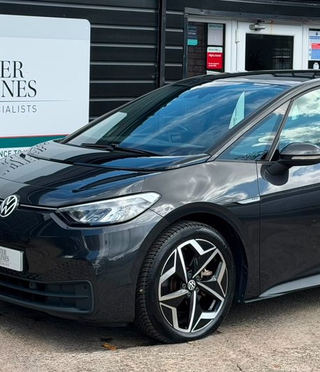 Volkswagen ID.3 Pro Performance 58kWh Life Hatchback 5dr Electric Auto (204 ps)