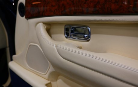 Bentley Arnage Red Label - 1 Owner - Full Bentley Service History 32