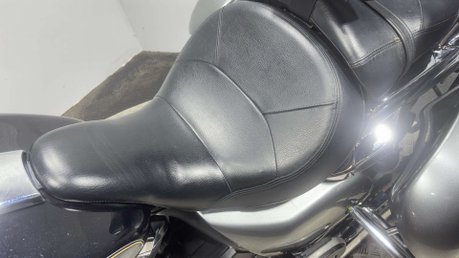 Kawasaki Vulcan 1700 VOYAGER 2010 40K NEW MOT SERVICED LARGE TOURER CRUISER BIKE 12