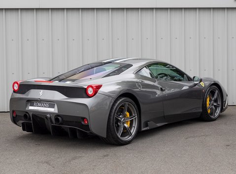 Ferrari 458 Speciale 7