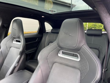 Jaguar F-Pace 2.0 D200 MHEV R-Dynamic HSE Auto AWD Euro 6 (s/s) 5dr 29