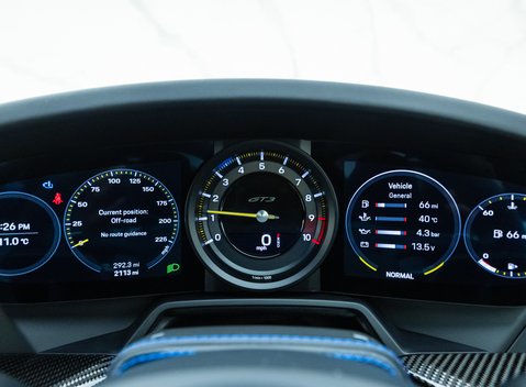 Porsche 911 GT3 (992) 18