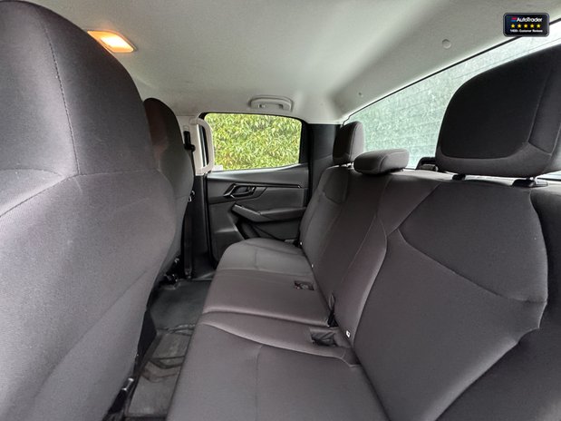 Isuzu D-Max Utility | 1.9 LT | Double Cab | Rear Diff Lock | Camera | EURO 6 11
