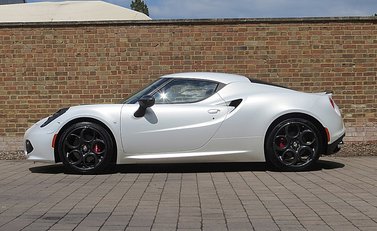 Alfa Romeo 4C Launch Edition 5