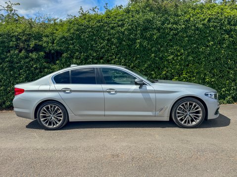 BMW 5 Series (Sold) 530d 3.0 SE Saloon 4dr Diesel Auto xDrive Euro 6 (s/s) (265 ps) 4