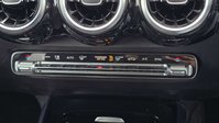 Mercedes-Benz GLB 1.3 GLB200 AMG Line SUV 5dr Petrol 7G-DCT Euro 6 (s/s) (163 ps) 59