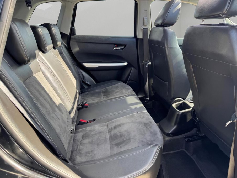 2015 Suzuki Vitara — image 38