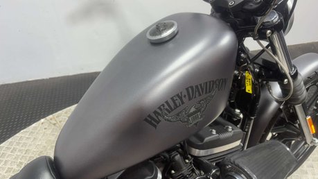 Harley-Davidson Sportster 883 XL N IRON 2016 ONLY 2K MOT VERY CLEAN CUSTOM CRUISER BIKE 17