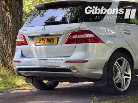 Mercedes-Benz M Class 3.0 ML350 AMG Line Premium Bluetec Auto 4WD 5dr 11