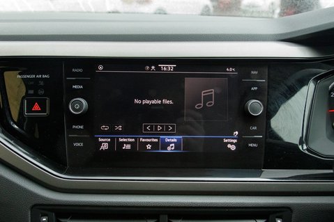 Volkswagen Polo MATCH TSI 25