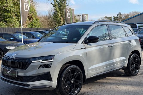 Skoda Karoq SPORTLINE TSI DSG AUTOMATIC - METEOR GREY -PAN ROOF -APPLE CARPLAY 12