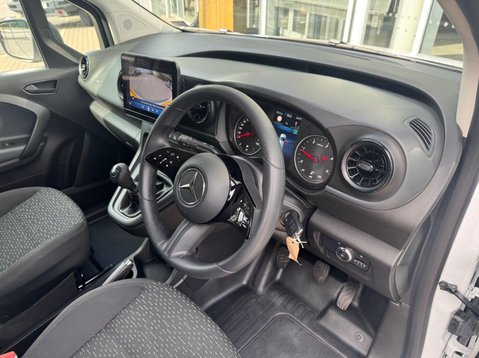 Mercedes-Benz Citan 110 BASE L1 15