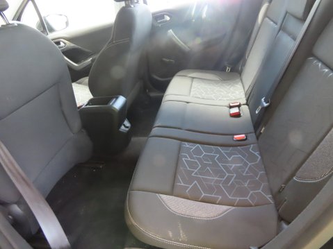 Peugeot 2008 ACTIVE 7
