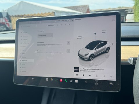 Tesla Model Y (Dual Motor) Long Range SUV 5dr Electric Auto 4WDE (384 bhp) 22