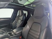 Porsche Cayenne 4.0 Cayenne T S E-Hybrid Auto 4WD 5dr 38