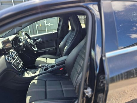 Mercedes-Benz A Class 1.6 A180 Sport Edition Hatchback 5dr Petrol 7G-DCT Euro 6 (s/s) (122 ps) 33