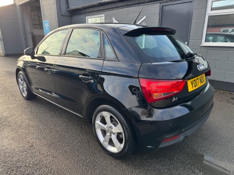 Audi A1 SPORTBACK TFSI SPORT 8